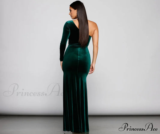 Cheyenne Formal One Charming Shoulder Velvet Dress S.o. Long Dresses