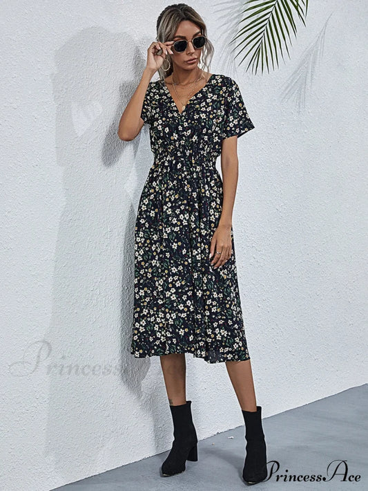 Coastal Short-Sleeved Gown Chiffon V-Neck A-Line Warm-Season Robe S / Black Dresses