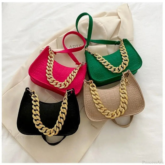 Luxury Metal Chain Shoulder Handbag Elegant Clutch handbag-250126