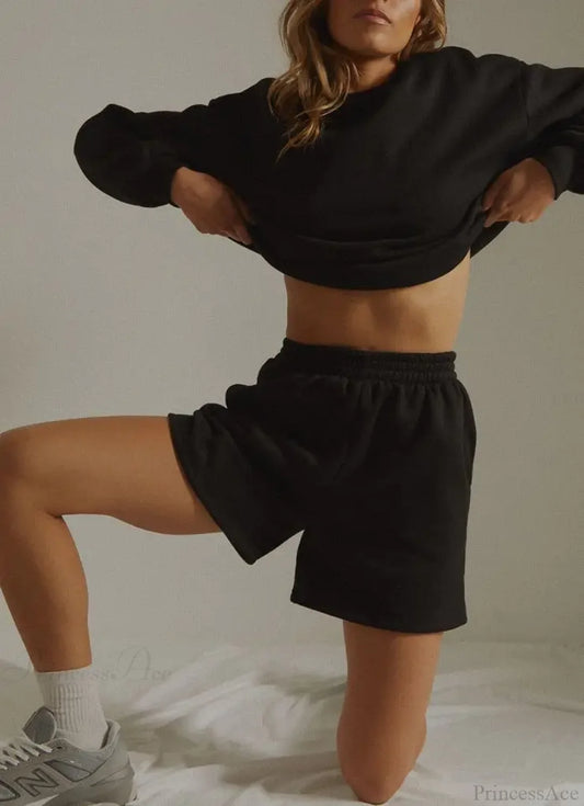 Solid Wide Leg Slant Pocket Short short-250223