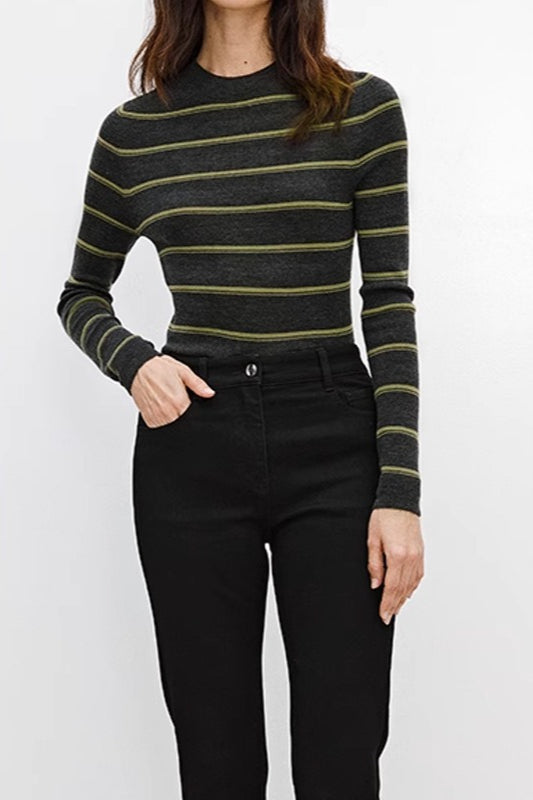 Seamless Crew Neck Striped Knit Top