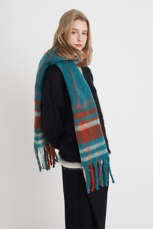 Vintage Plaid Cozy Knit Scarf