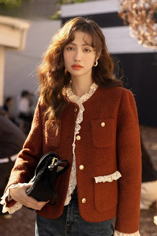 Retro Lace Splicing Wool Outerwear