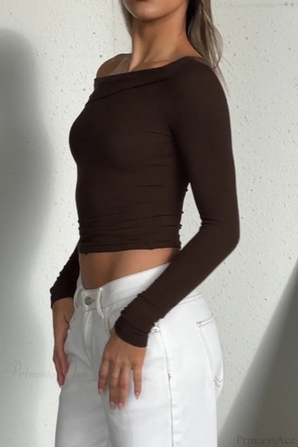 Asymmetrical Off-Shoulder Fitted Long Sleeve Tee