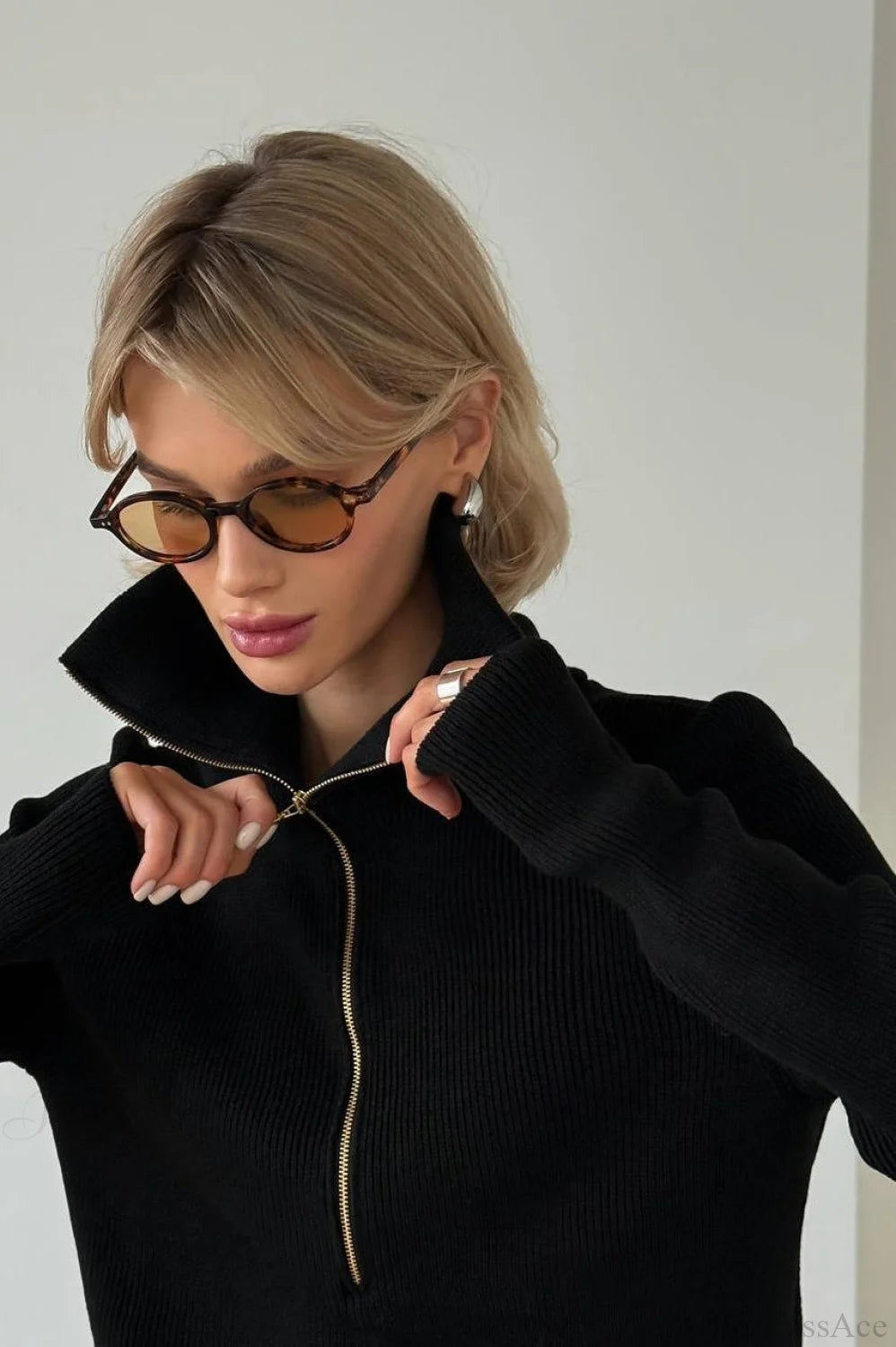 Casual Half-Zip Fitted Knit Long Sleeve Blouse