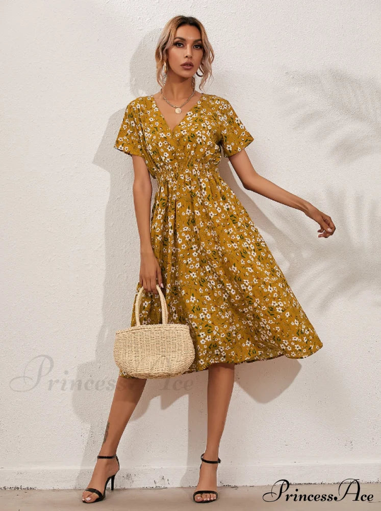 Coastal Short-Sleeved Gown Chiffon V-Neck A-Line Warm-Season Robe Xl / Red Dresses