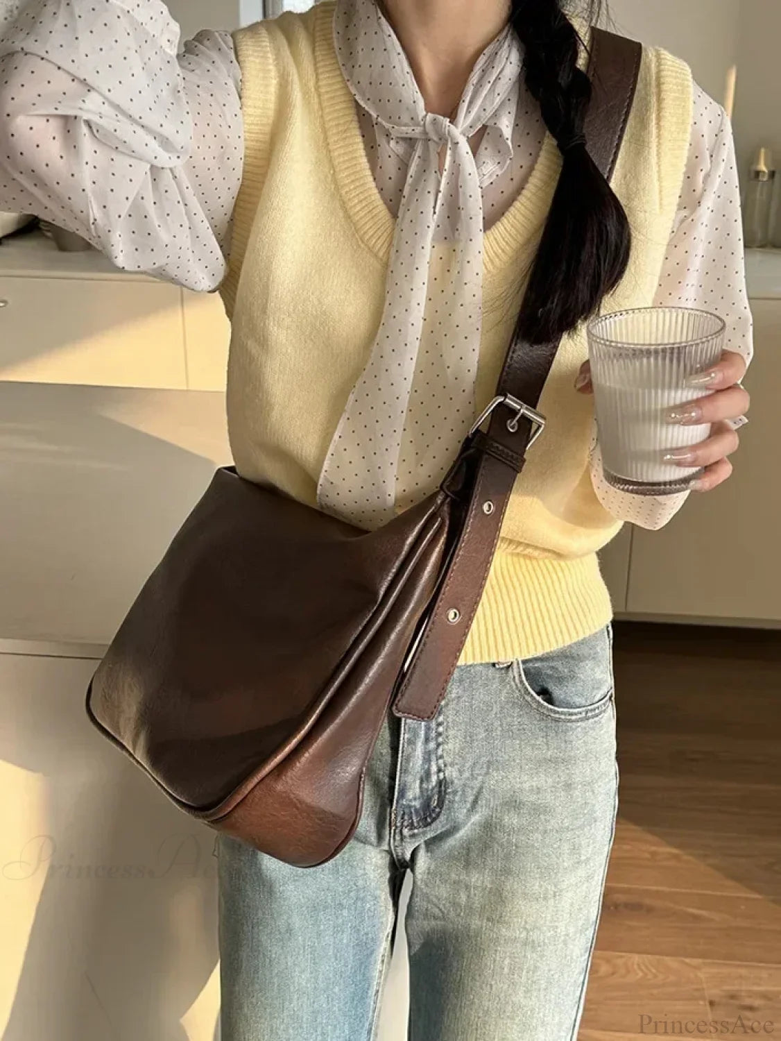 Cowhide Luxury Messenger Crossbody Bag browm / 22x30x10cm crossbody-250126
