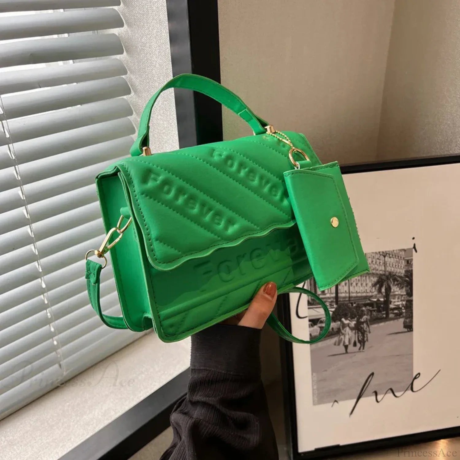 Quilted PU Leather Small Crossbody Handbag Green handbag-250126