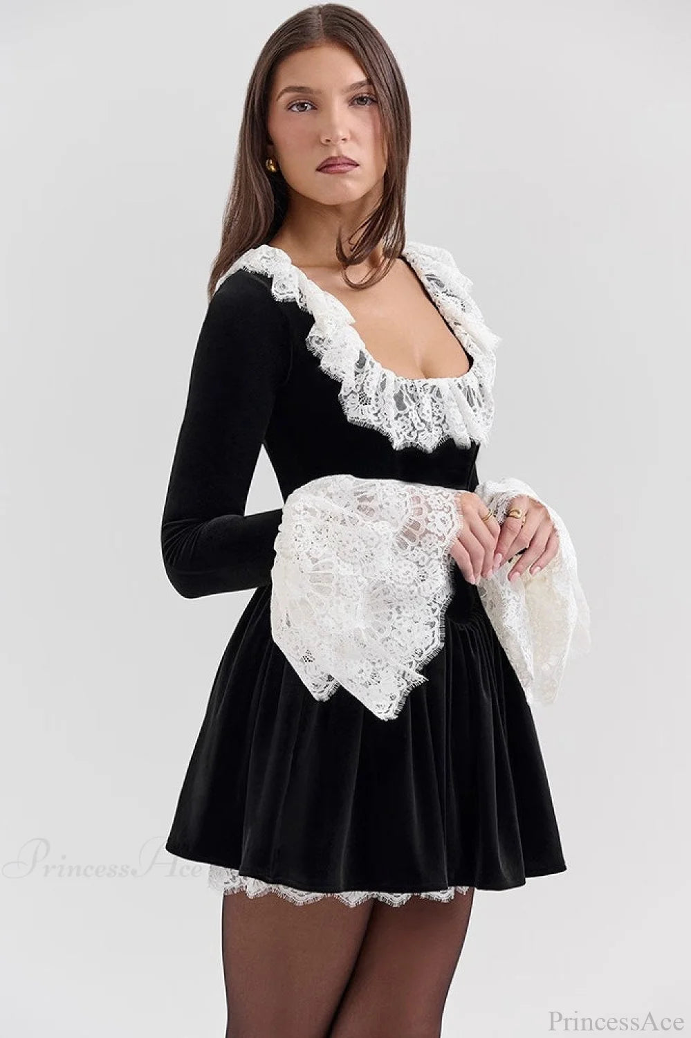 Sexy Square Neck Lace Trim Flared Sleeve Mini Dress