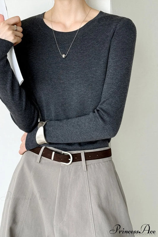 Slim-Fit Crew Neck Layering Knit Top