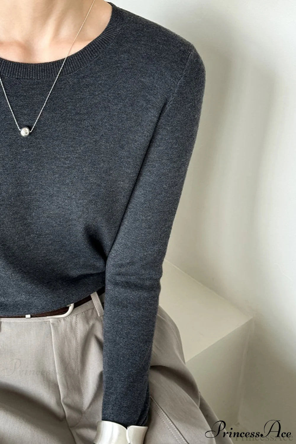 Slim-Fit Crew Neck Layering Knit Top
