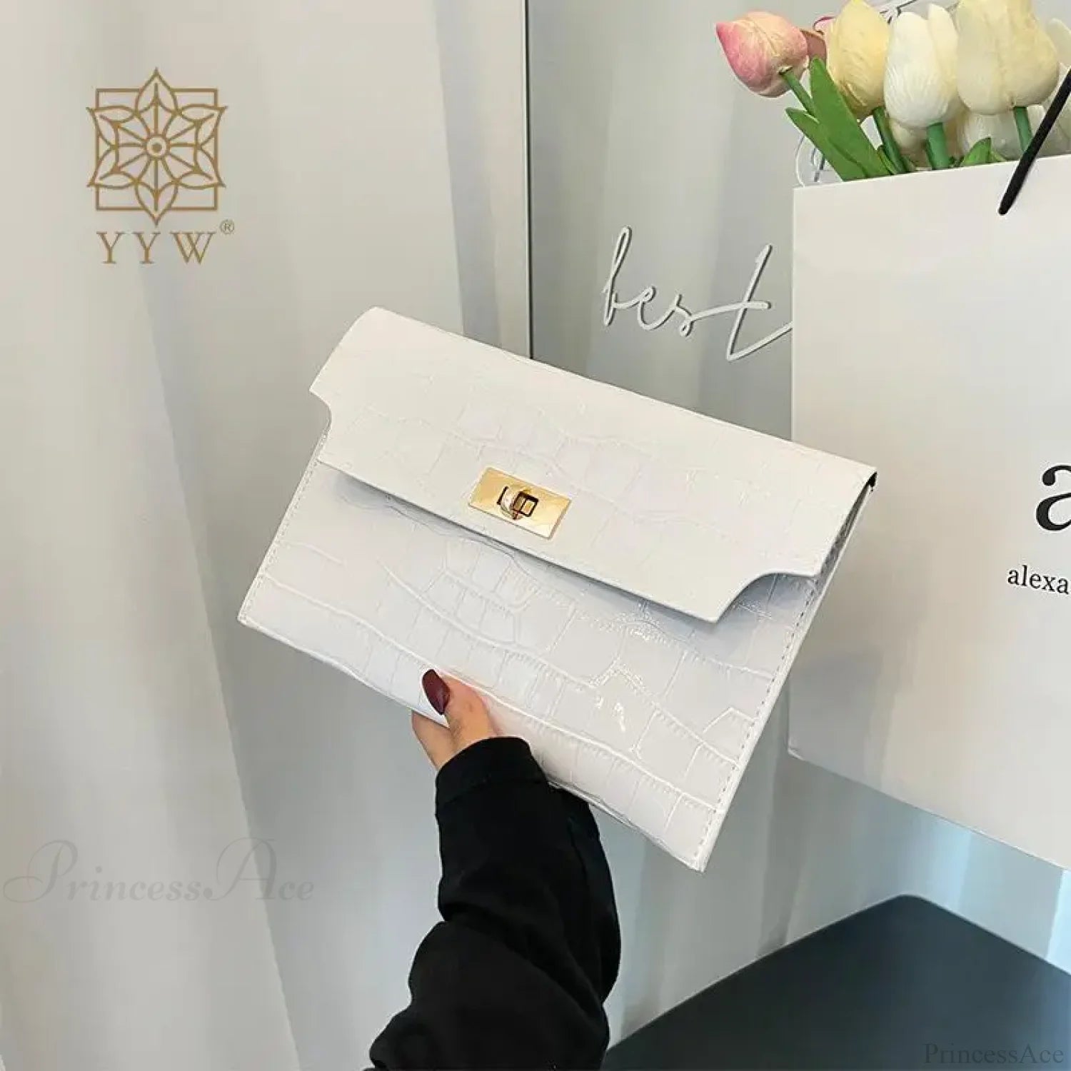 Thin Envelope Crocodile Pattern Wristlet White wristlet-250126