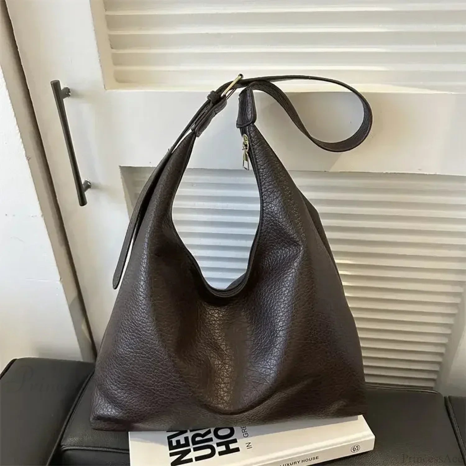 Trendy Leather Tote Shoulder Bag Coffee / 33cmx26cmx13cm shoulder-250126